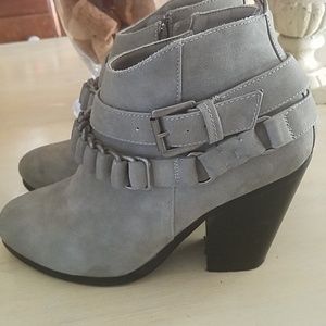 ankle boots